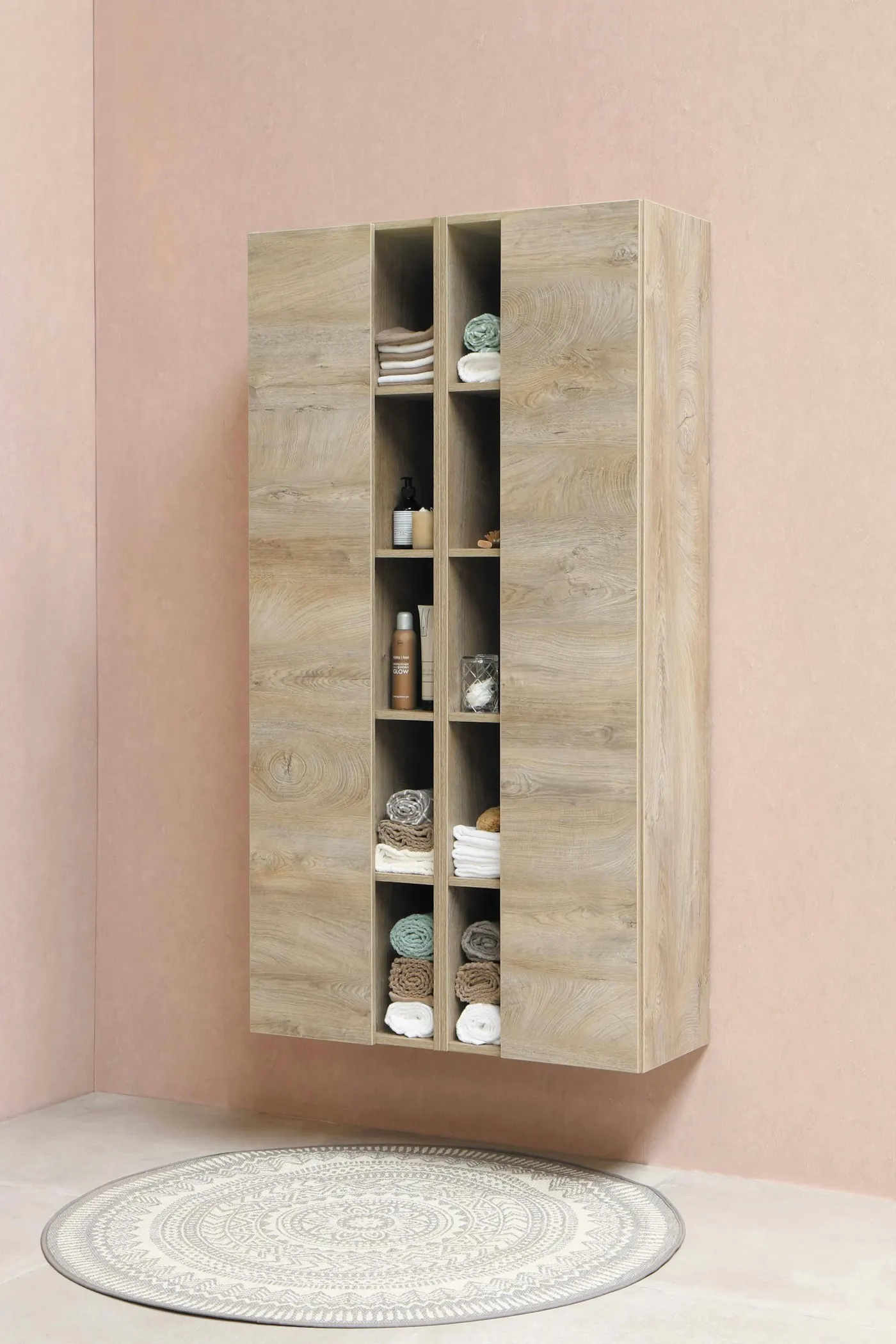 Wardrobe & storage